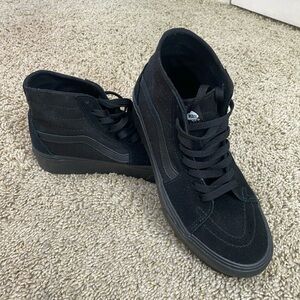 Women’s black platform vans size womens 8.5